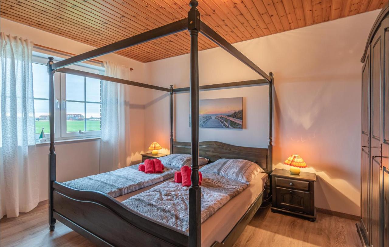 Awesome Home In Friedrichskoog-Spitze With 2 Bedrooms And Wifi Eksteriør billede
